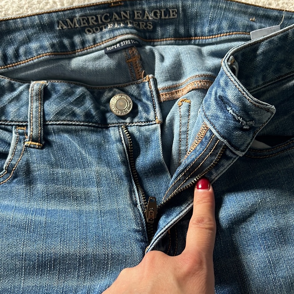 American eagle - Picture 3 of 7